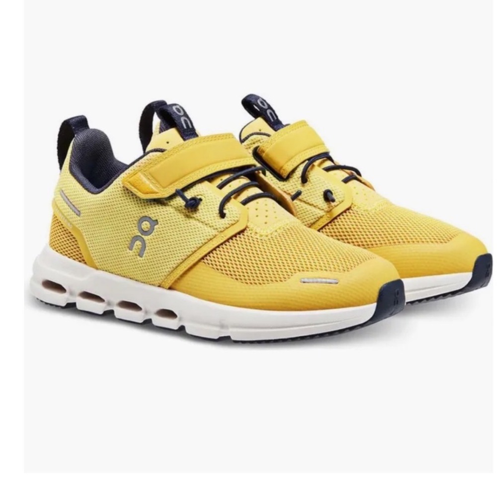 On Running Kids Yellow and Navy Sneakers